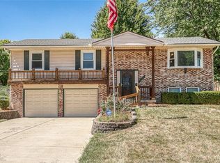 9510 Melrose St, Overland Park, KS 66214