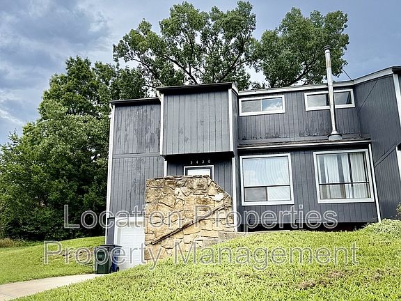2nd image of 3420 Augusta Dr #1