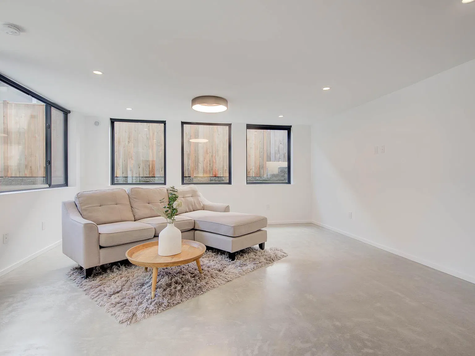 1 bed, 900 sqft, $2,595 — Photo 4