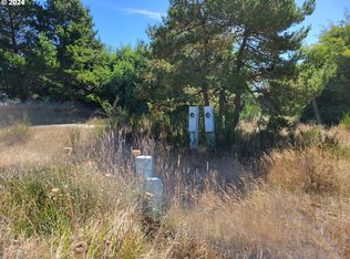 813 Jacobson Way, Lakeside, OR 97449