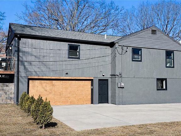 2nd image of 4016 N Jackson Ave