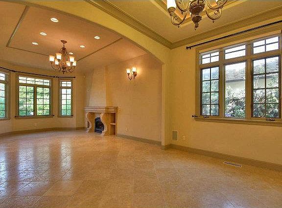 5th image of 618 Wellsbury Way