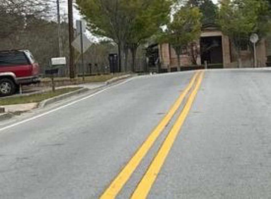 Exterior Neighborhood (street photo)