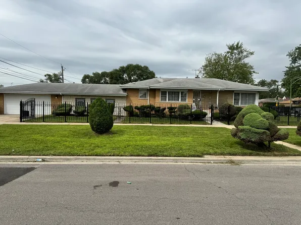 8900 S Prairie Ave, Chicago, IL 60619