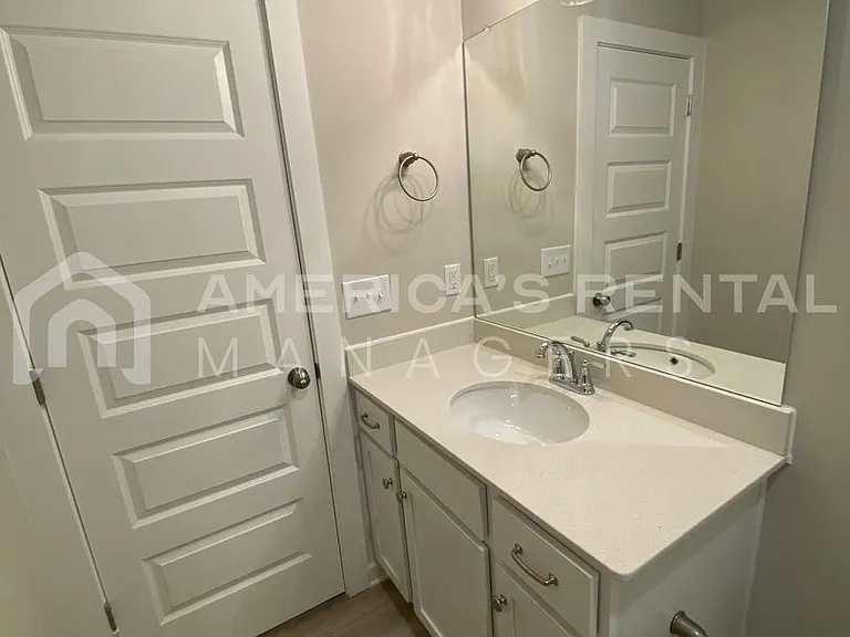 115 Avalon Way — Photo 14
