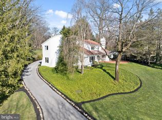 1131 Springmont Cir, Bryn Mawr, PA 19010
