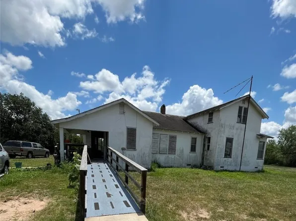 2966 Fm 2191, Falfurrias, TX 78355