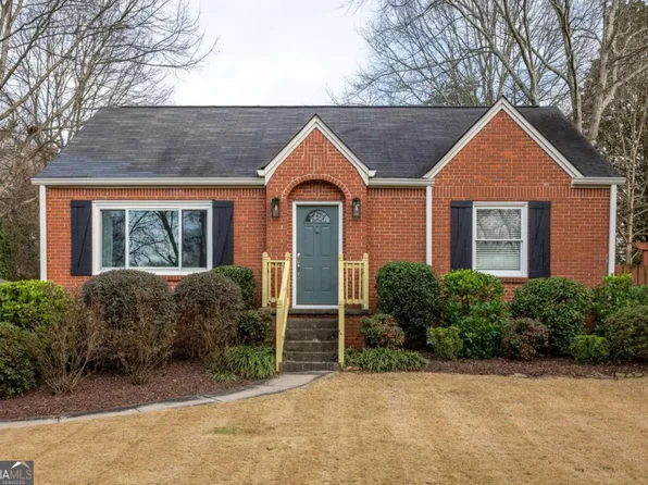 1096 Walker Dr, Decatur, GA 30030