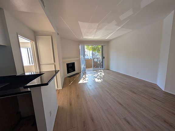 2nd image of 1409 N Alta Vista Blvd #112