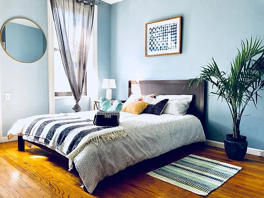 Rented by Nooklyn NYC LLC | media 30