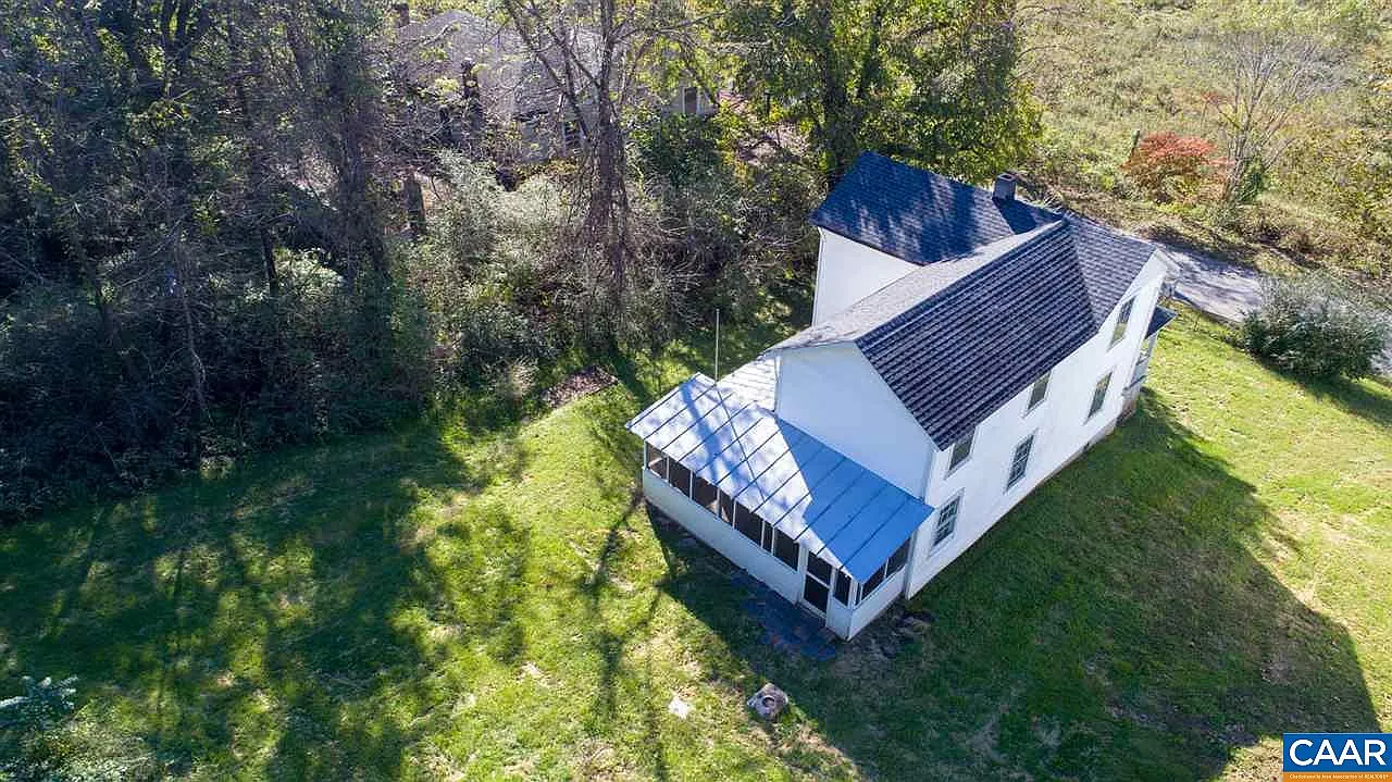 7599 Esmont Rd photo 1
