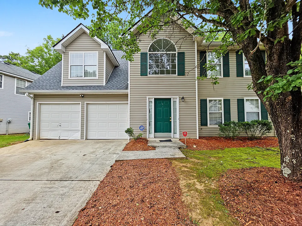 2416 Rambling Way