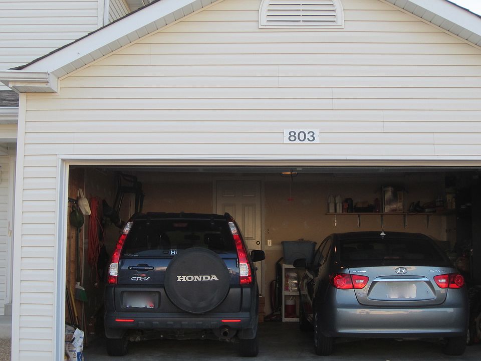 1st image of 803 Cadbury Dr