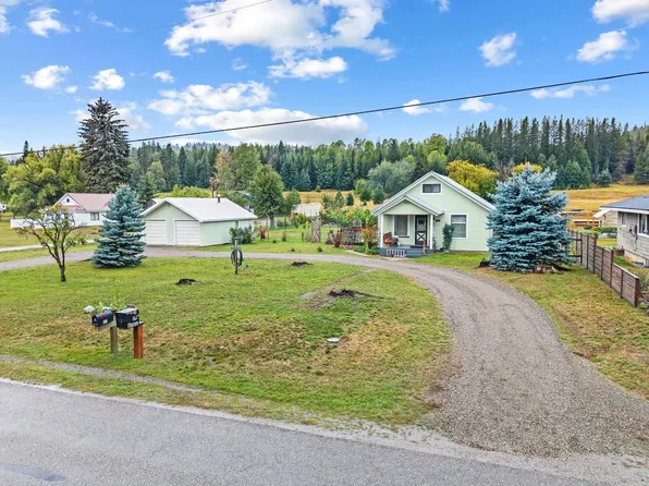 230 S 8th St, Ione, WA 99139