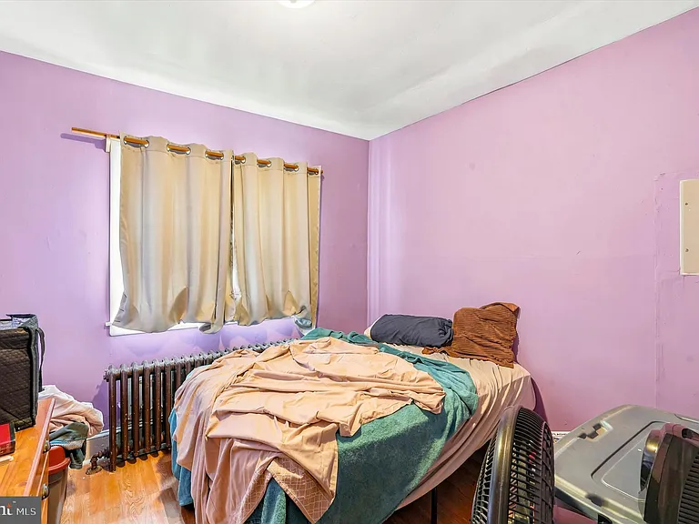 1833 Daly St #2 — Photo 9