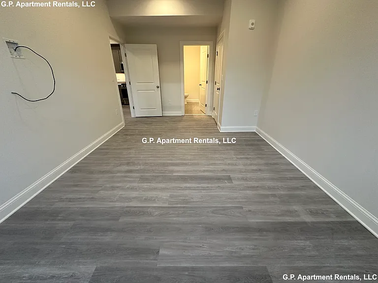 605 Broadway #202 — Photo 6