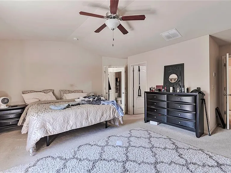 566 Jody Pl — Photo 31