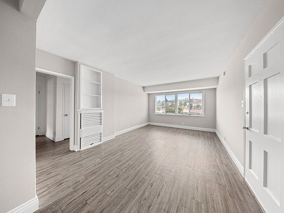 2nd image of 4834-4852 W 57th St #5721