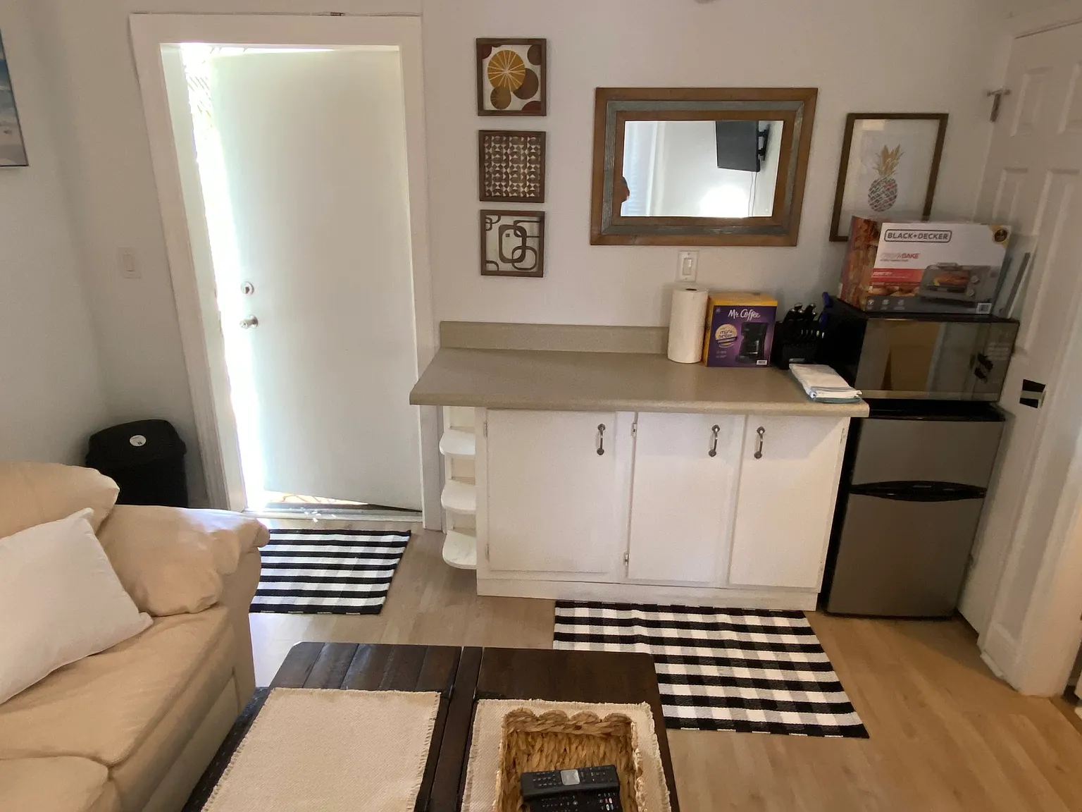 Studio, 270 sqft, $1,100 — Photo 3