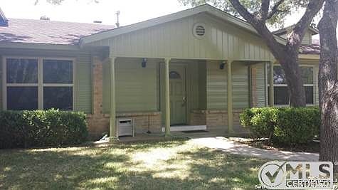 4th image of 145 Doris Dr