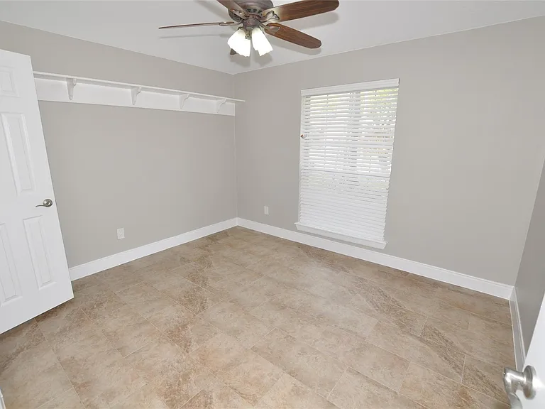 26983 Crown Haven Dr — Photo 14