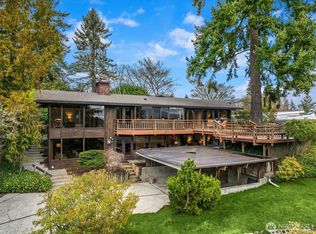 17814 NE 8th Pl, Bellevue, WA