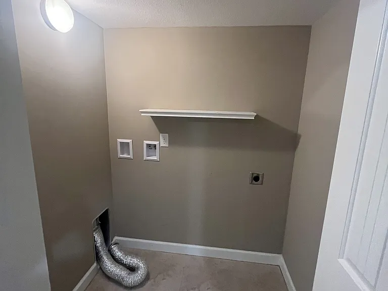 455 Ash Ct — Photo 22