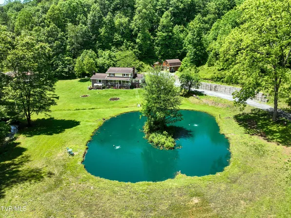 24483 Cave Creek Rd, Abingdon, VA 24211