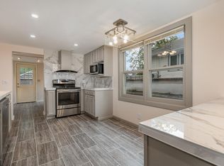 1096 Stryker Ave, West Saint Paul, MN 55118