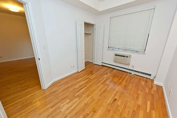 Rented by Compass | media 82