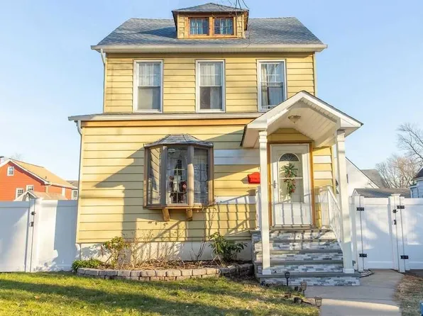 127 Park Ave, Teaneck, NJ 07666