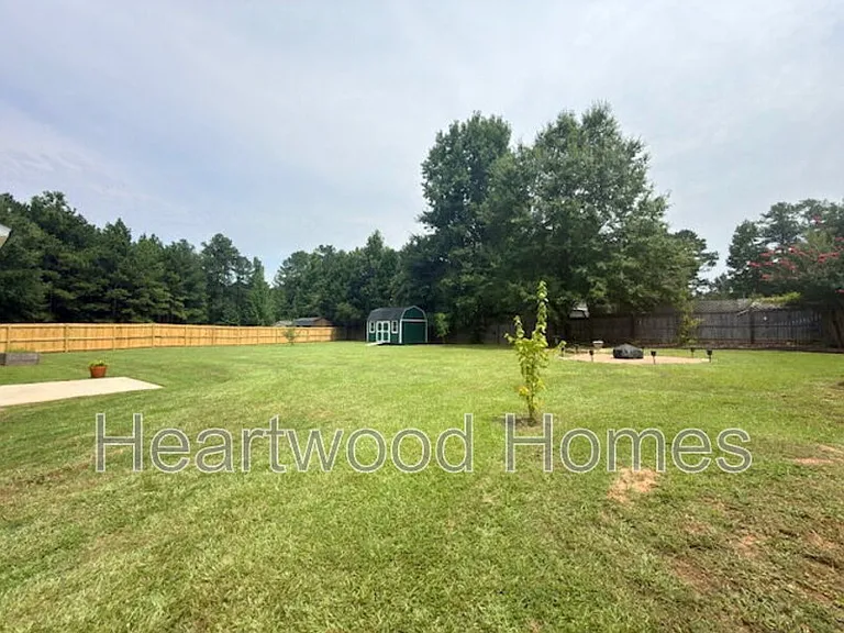 249 Blythe Creek Dr — Photo 2