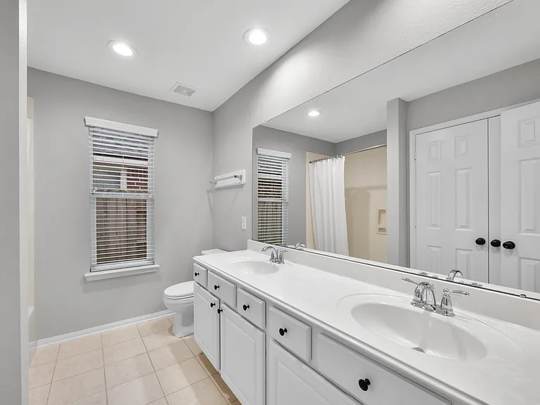 1855 Silent Shore Ct — Photo 27
