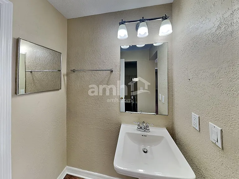 317 Morning Creek Cir — Photo 10