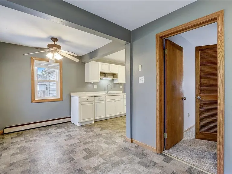 W176S6956 Lake St — Photo 15