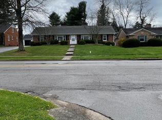 2016 Fontaine Rd, Lexington, KY 40502