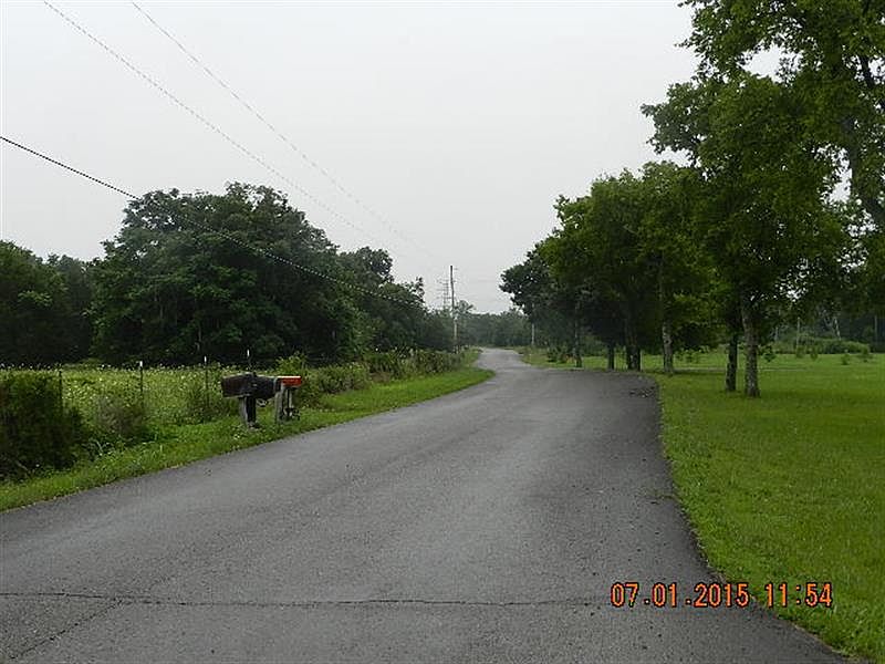 2nd image of 9025 Lane Rd