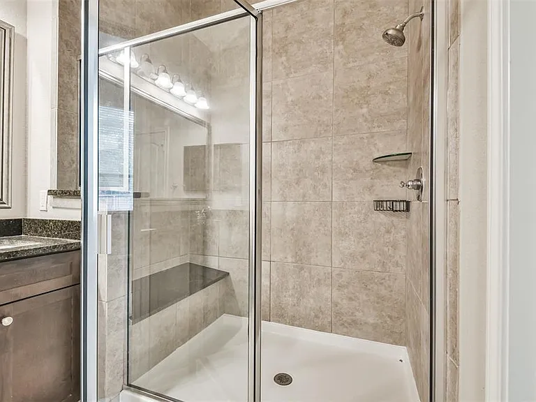 226 Biltmore Loop — Photo 18
