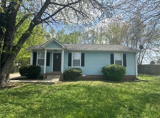 404 Pacific Ave, Oak Grove, KY 42262