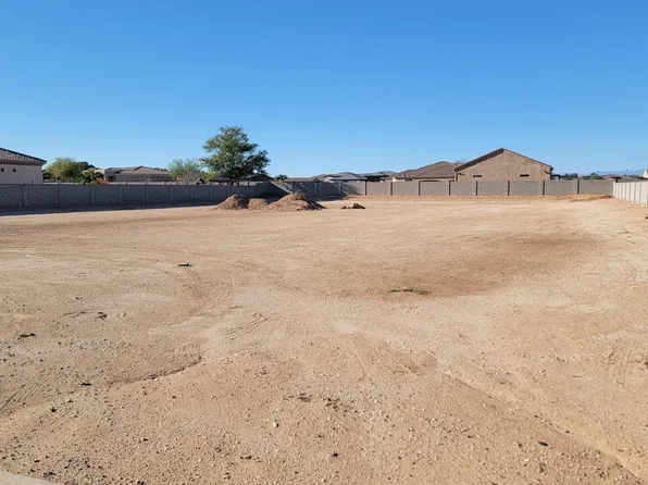 15928 W CINNABAR Court #56, Waddell, AZ 85355