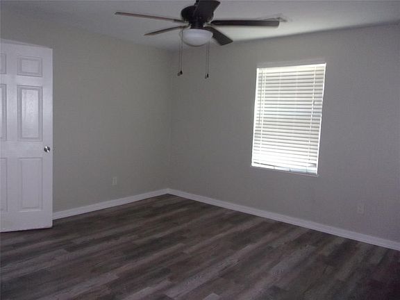 3rd image of 805 S 7th St