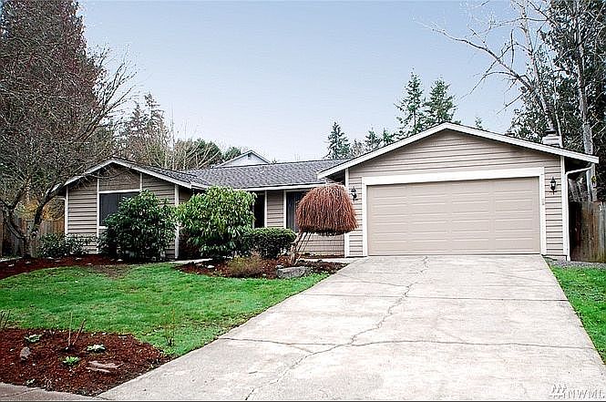 1st image of 10942 160th Ct NE