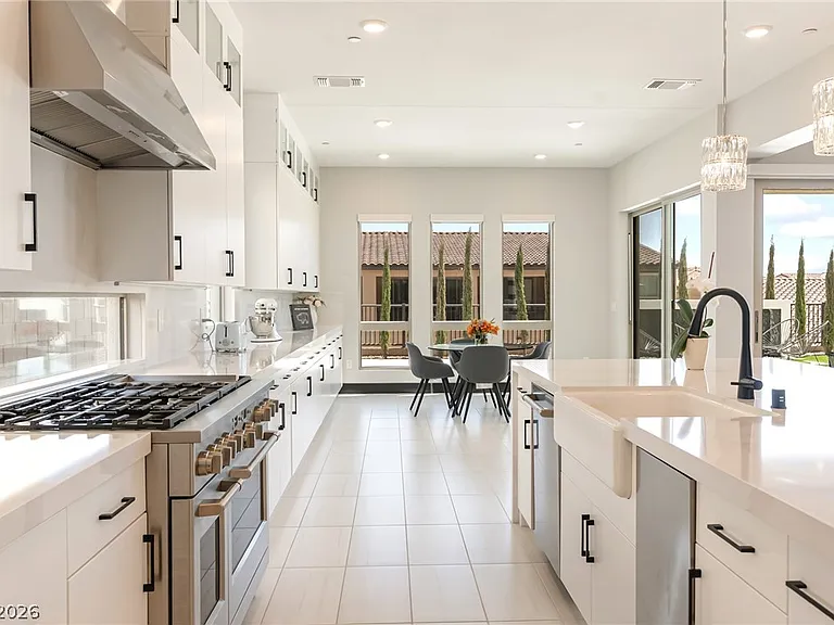212 Carmel Sky St — Photo 10