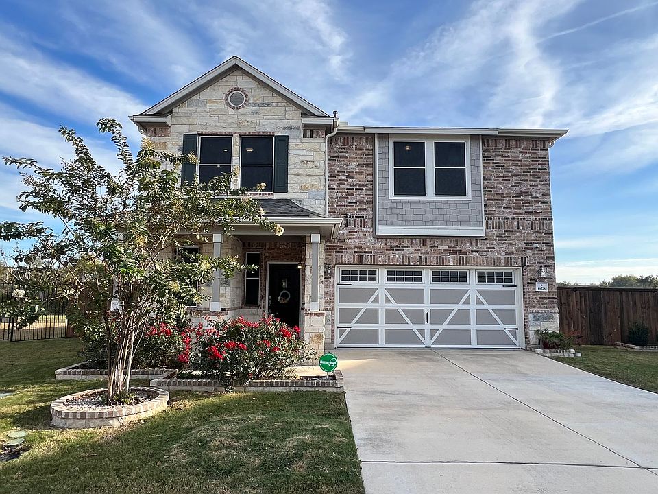 1st image of 628 Lady Swiss Ln