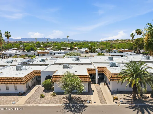 660 E River Rd APT W, Tucson, AZ 85704