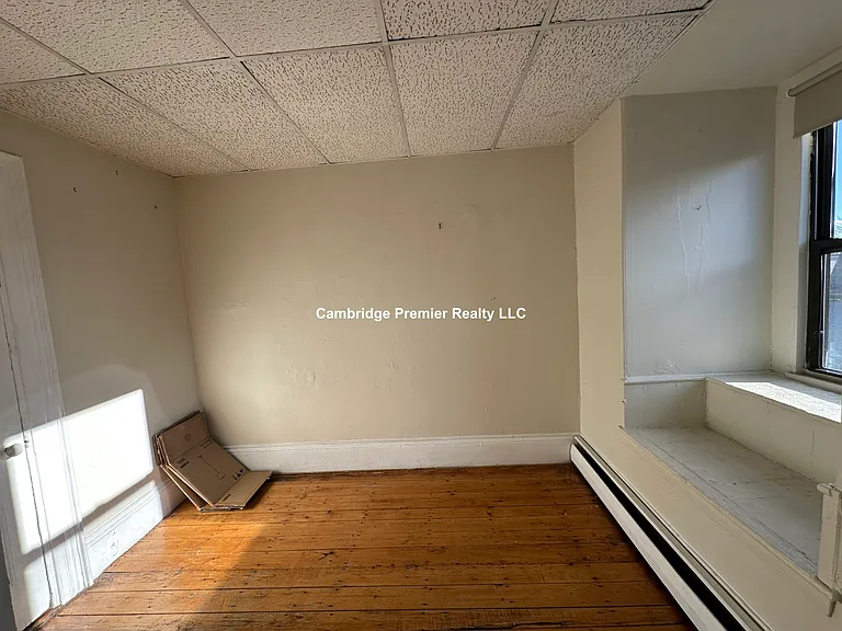 183 Harvard St #1 — Photo 2