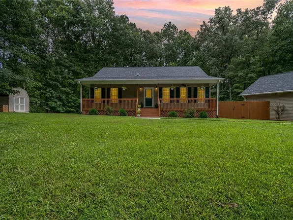 255 Gregory Ct, Asheboro, NC 27205