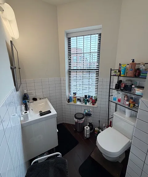347 E 45th St #2W — Photo 12