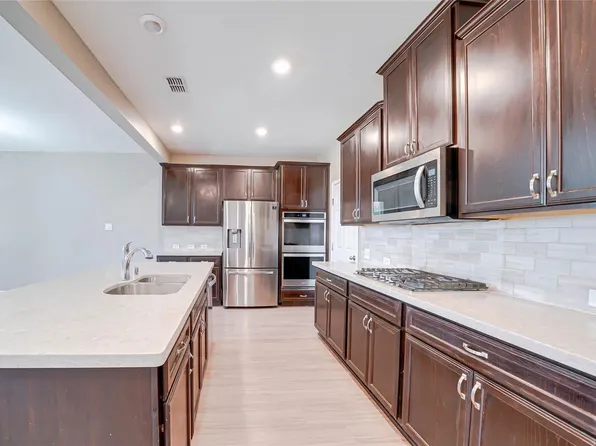 410 Club House Dr, Allen, TX 75002
