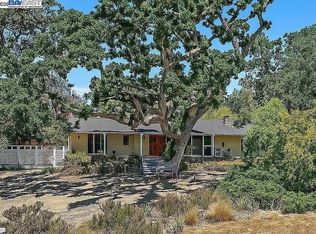 161 Bales Dr, Walnut Creek, CA 94596